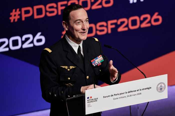 FRANCE-POLITICS-DEFENSE