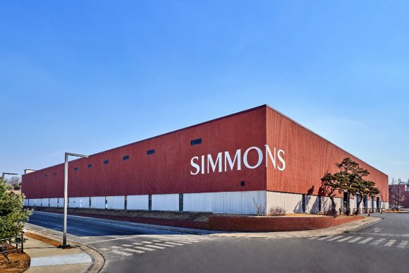 2025100201000211700011101