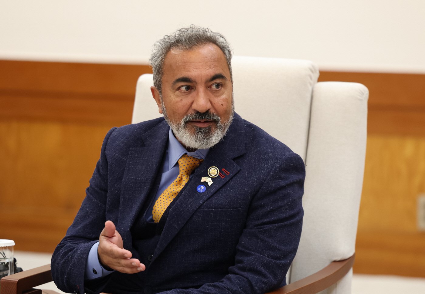 대표 발언하는 아미 베라 의원<YONHAP NO-3347>