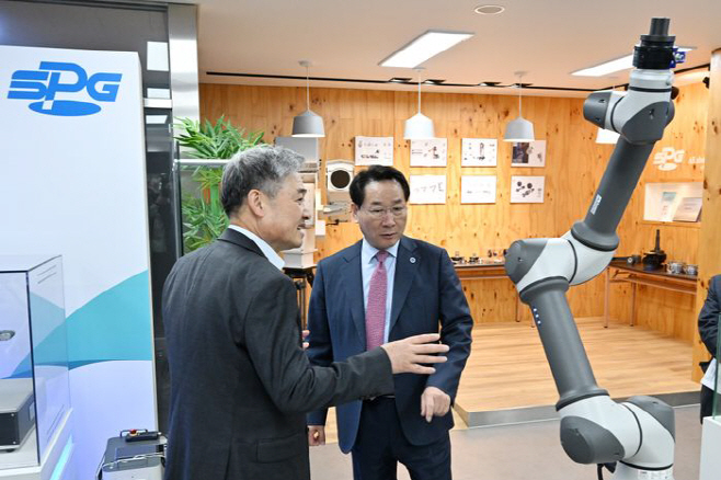 0003067988_001_20260311171215832