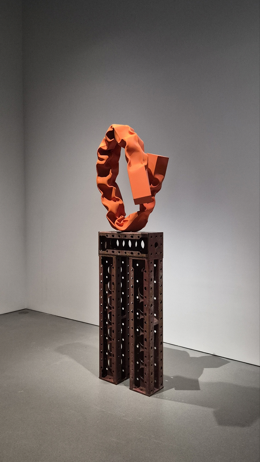 캐롤 보브 '침엽수림 프리즘'. / 차세영 기자