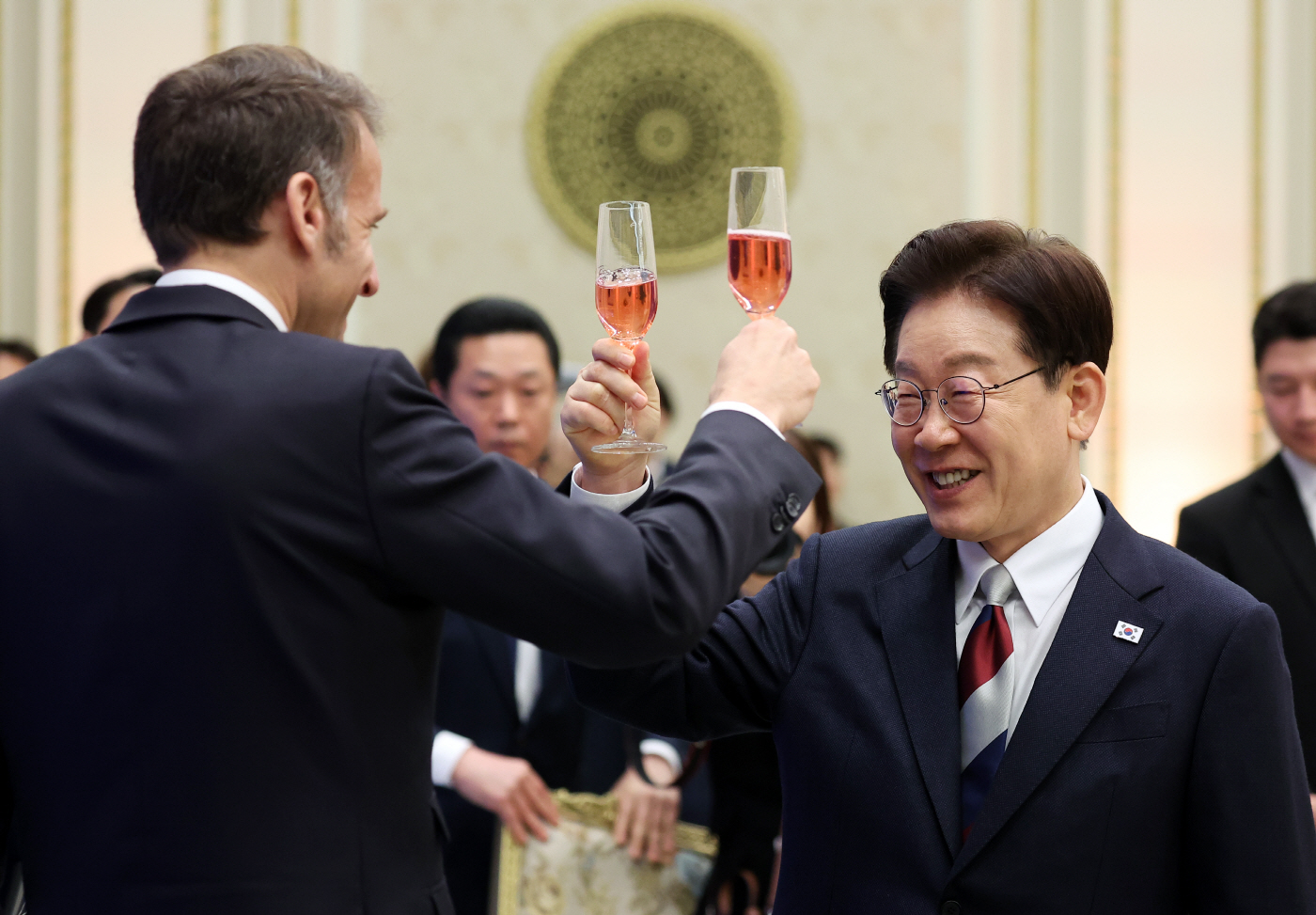 건배하는 한-프랑스 정상<YONHAP NO-3329>