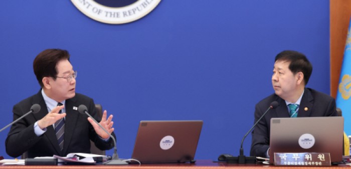 질문하는 이재명 대통령