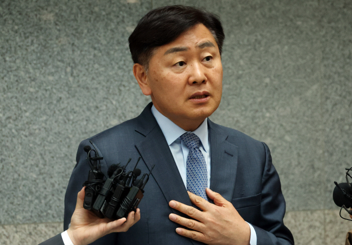 입장 밝히는 김관영 전북도지사