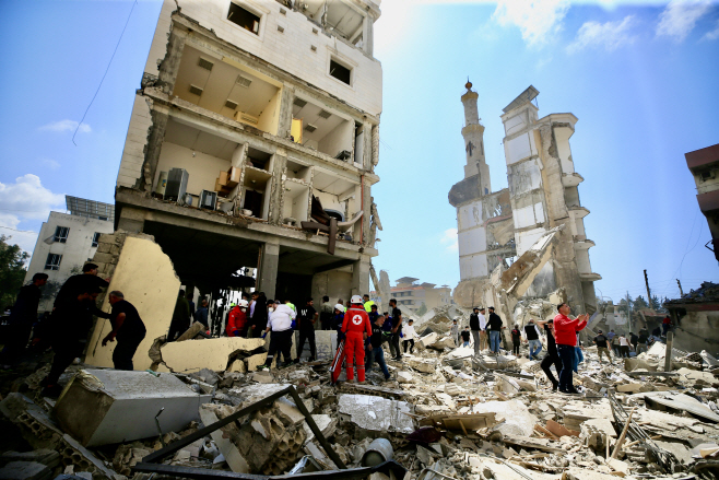 LEBANON-SIDON-ISRAEL-AIRSTRIKE-AFTERMATH