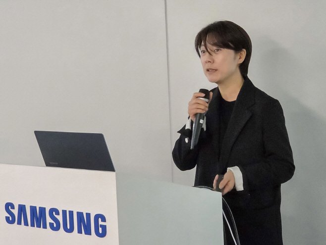 3. 갤럭시 디자인 브리핑