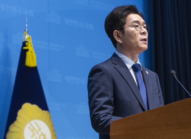 민주당 정원오 서울시장 후보 기자회견<YONHAP NO-4169>