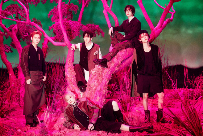 투모로우바이투게더