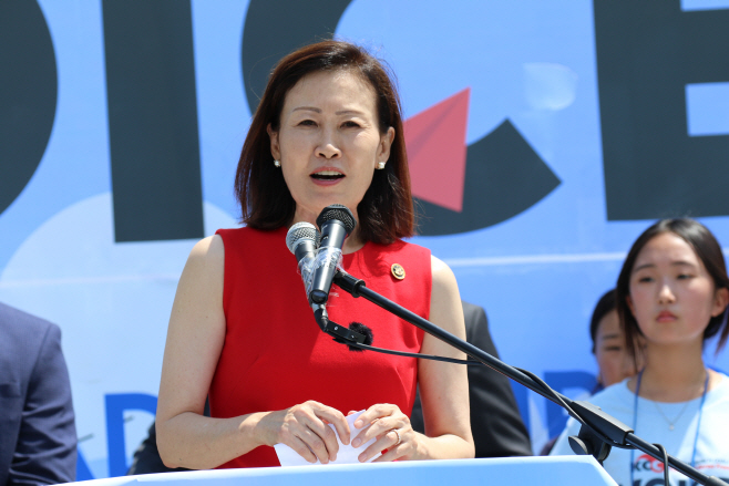 박 스틸 전 의원