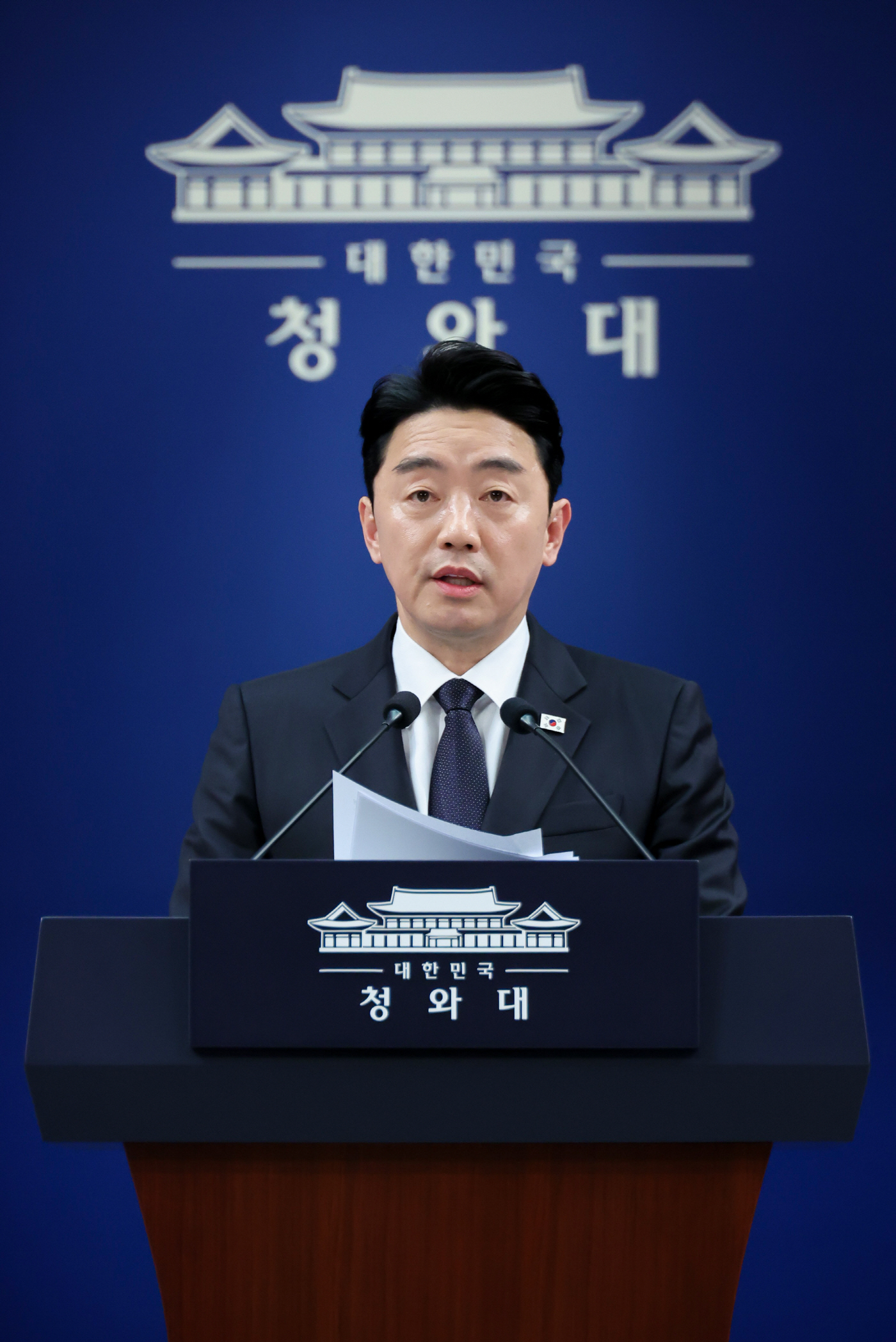 강훈식 비서실장, 대통령특사 활동 브리핑<YONHAP NO-5431>