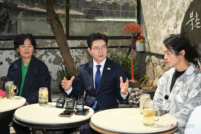 북촌 소상공인 만난 정원오 더불어민주당 서울시장 후보2