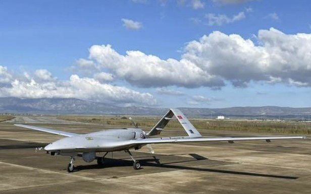 0416 터키제 공격용 드론 바이락타르 TB2