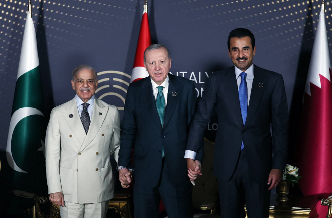 PAKISTAN-TURKEY-QATAR-DIPLOMACY