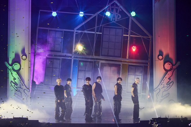NCT WISH 첫 단독 콘서트 서울 앙코르 공연