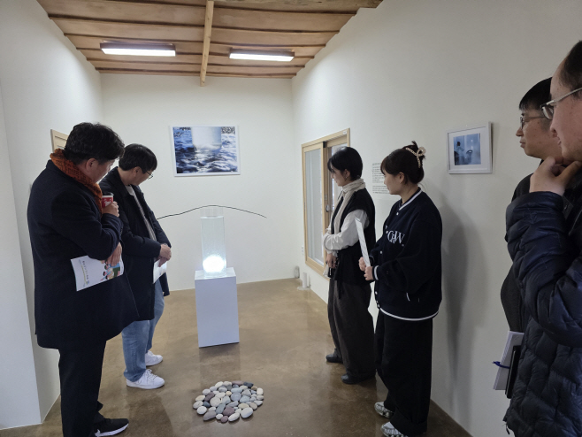 신현길_칼럼20-빈집과예술의 상생 그림 1