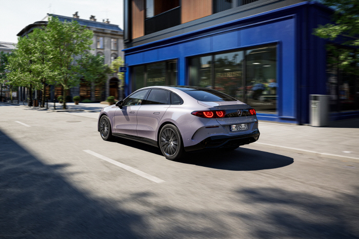 Pre-Media_26C0062_051