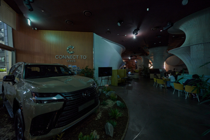 [사진자료2] 한국토요타자동차, 지구의 날 맞이 소등 캠페인 실시