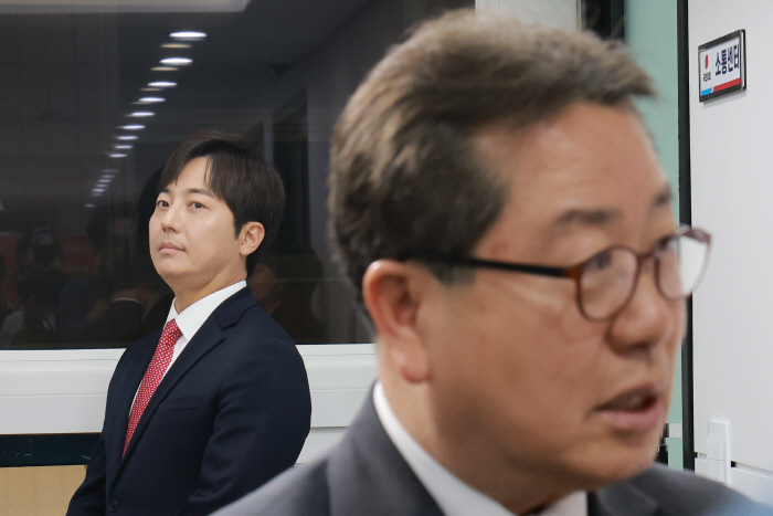 국민의힘 경기지사 후보 추가 접수한 이성배-조광한