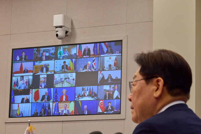 이재명 대통령, 호르무즈 해협 자유항행 관련 화...<YONHAP NO-7557>