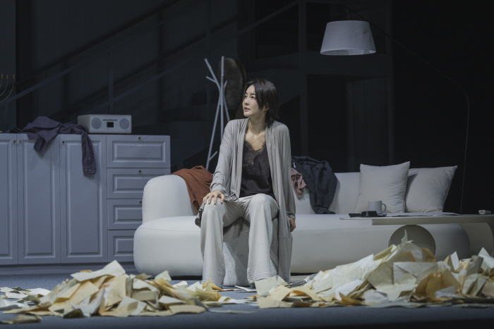 [국립극단] 그의 어머니(2026) 공연사진 13