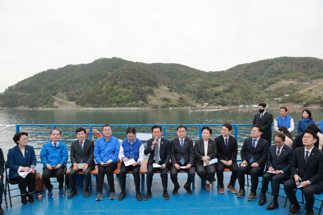 발언하는 정청래 대표<YONHAP NO-2728>