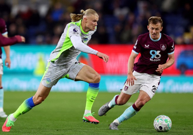 SOCCER-ENGLAND-BUR-MCI/