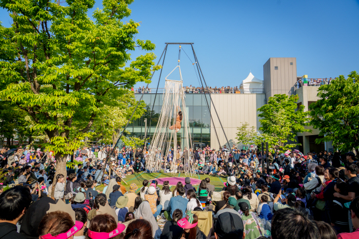 2. 서울서커스페스티벌2025