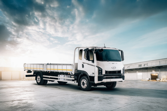[이미지]타타대우모빌리티가 공개한 신규트럭 ‘하이쎈(HIXEN)’