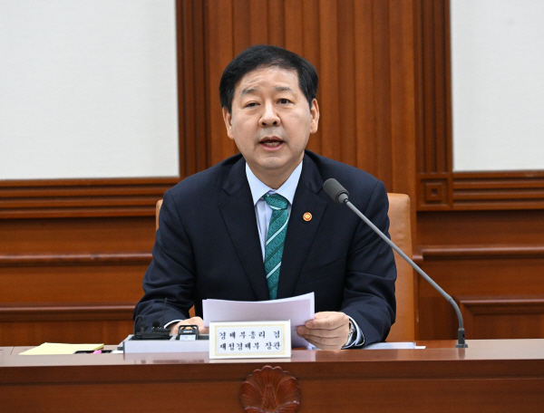 260423구윤철 부총리-민생물가 특별관리 관계장관TF 주재-서울청사 (1)