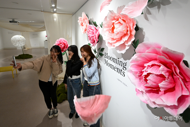 노원구 불암산아트포레 한지꽃 기획전 '피어나는 순간들'