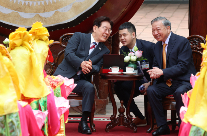 대화하는 한-베트남 정상