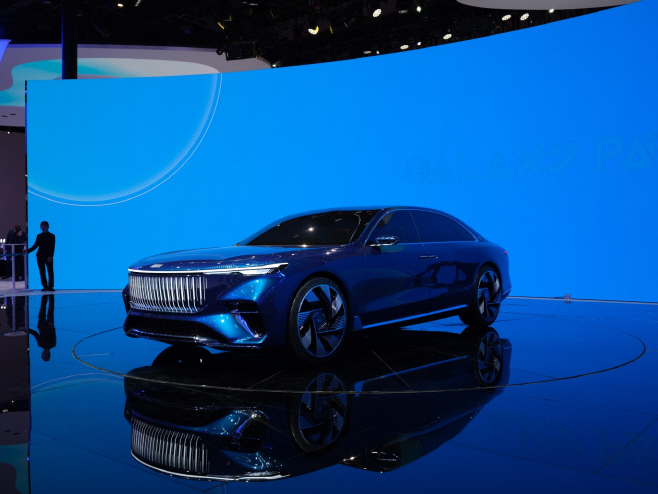 1.[사진자료] ‘오토 차이나 2026’ 참가한 지리자동차, 세계 최초의 신에너지 오프로드 전용 아키텍처 및 지능형 하이브리드 기술 공개