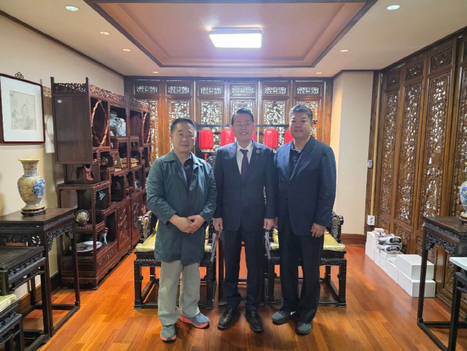 2d93c719fa1f7783450c41303576605