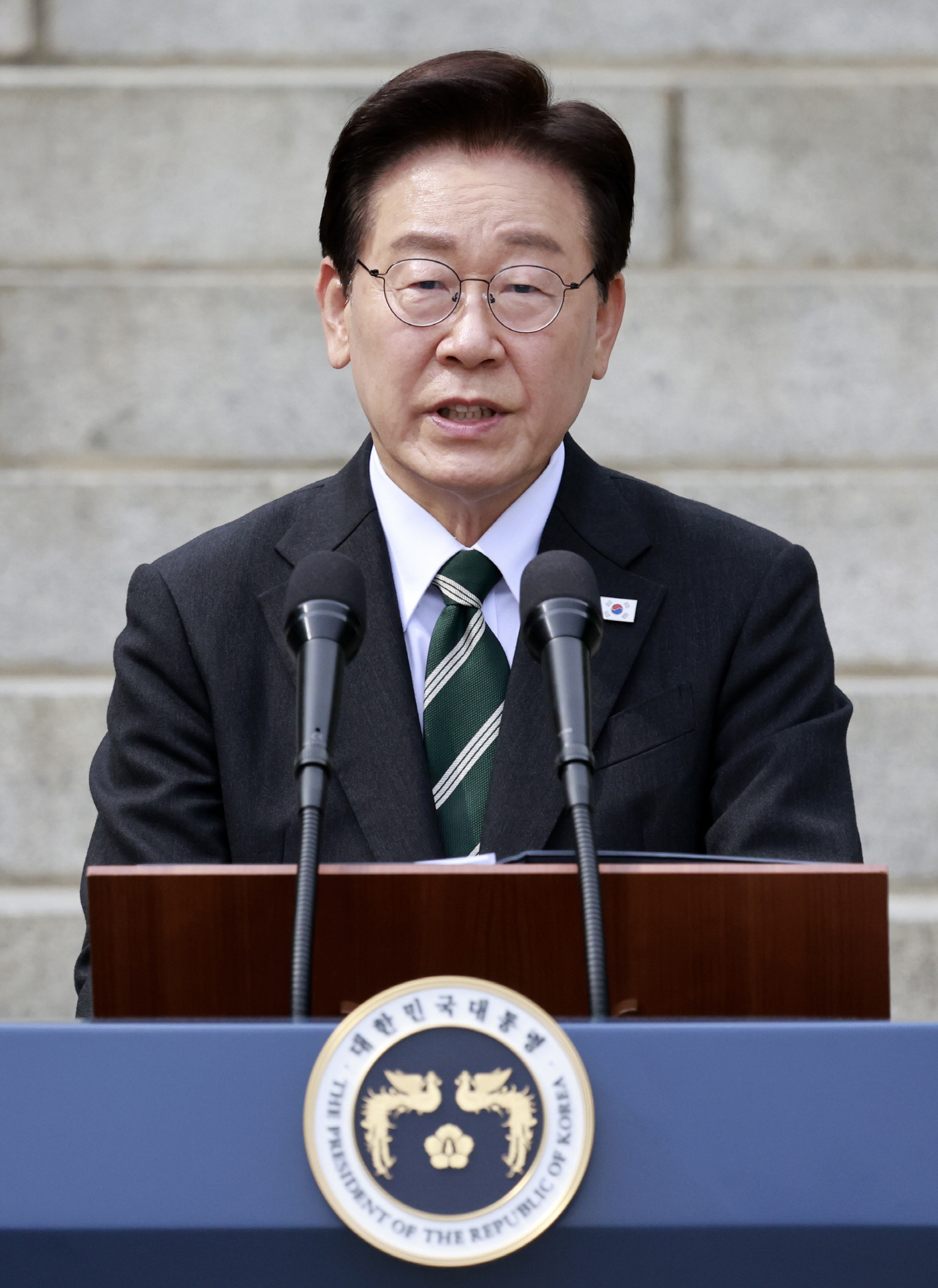 이재명 대통령, 충무공 탄신 기념축사<YONHAP NO-4695>