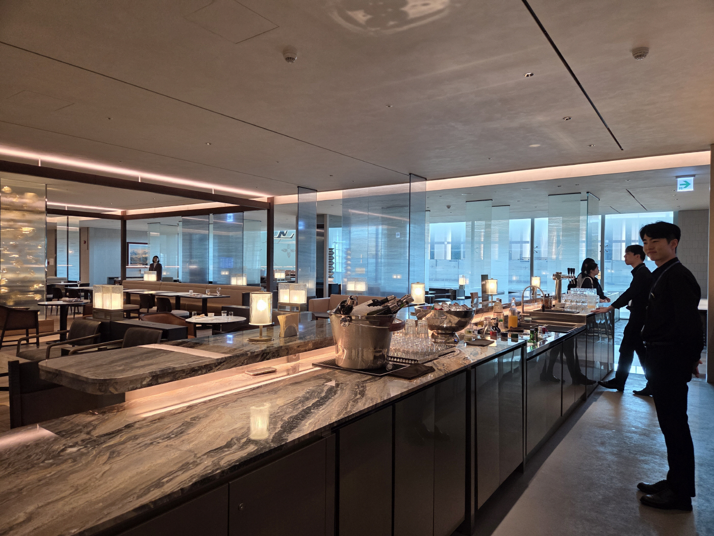 대한항공, 인천공항 라운지 '라이브 스테이션' 공개<YONHAP NO-3219>