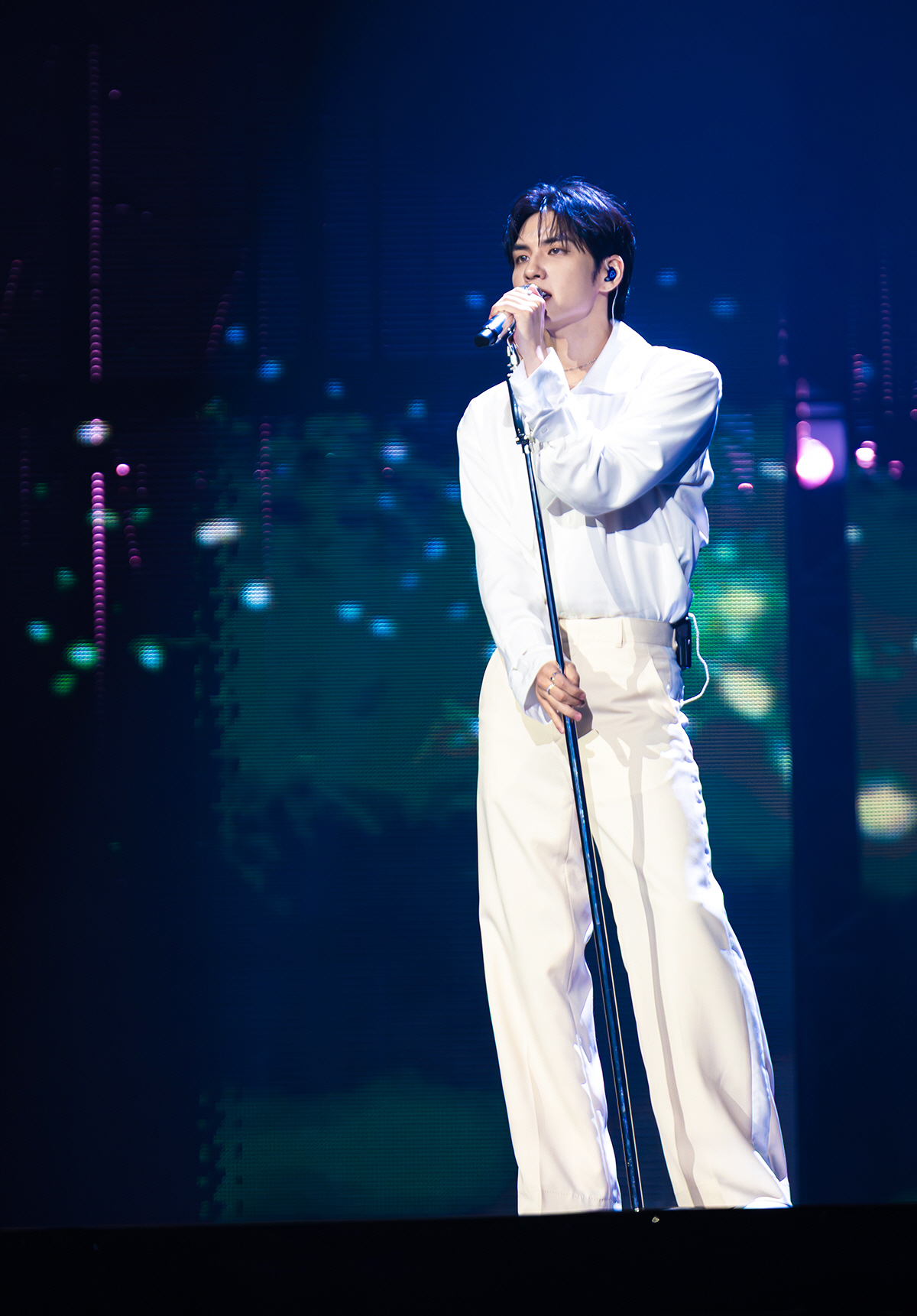 데이식스 원필