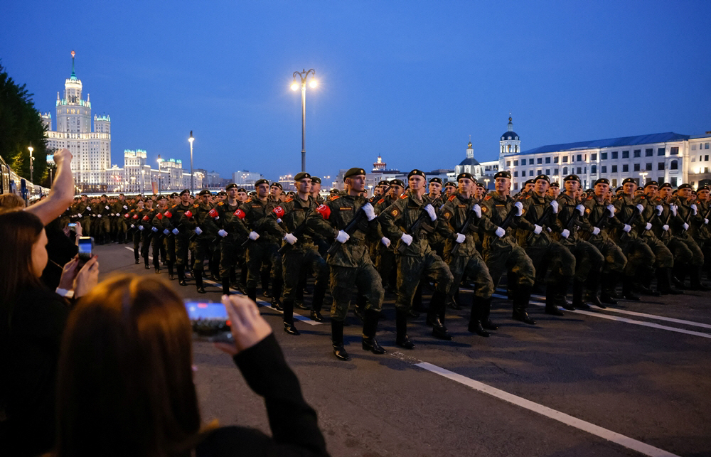 RUSSIA-PARADE/ <YONHAP NO-1236> (REUTERS)