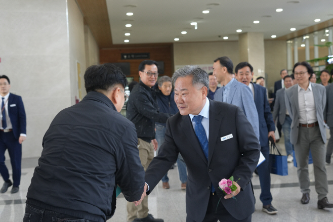 [사진 3] 전력거래소, 김성진 신임 이사장 취임식 개최_260506(송부)