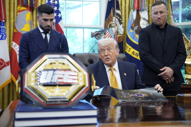 WHITE HOUSE UFC TRUMP