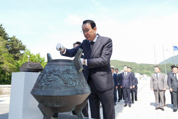 (사진자료)노동진 수협 회장 “안심하고 일할 수 있는 바다 만들 것” (1)