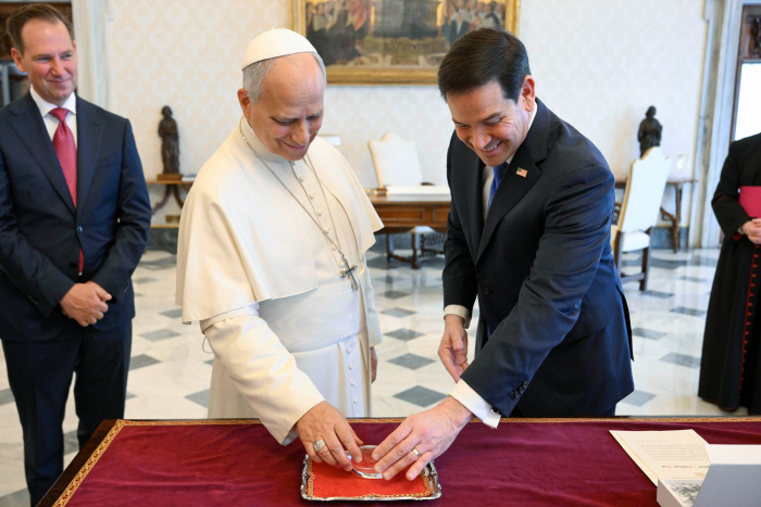 RUBIO POPE