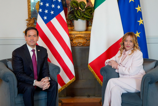 U.S. POLICY AND VATICAN