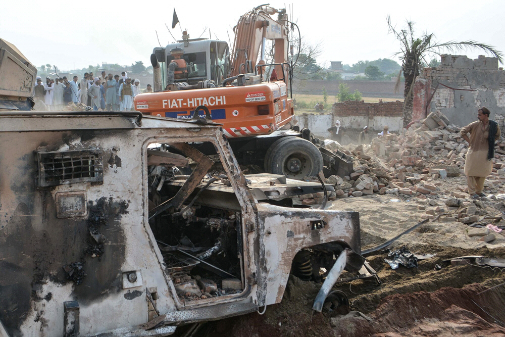PAKISTAN-UNREST-ATTACK <YONHAP NO-4557> (AFP)
