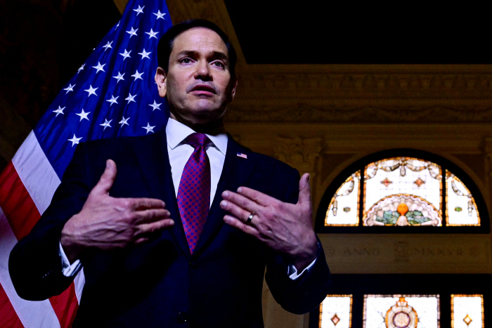 USA-POLITICS/RUBIO-ITALY