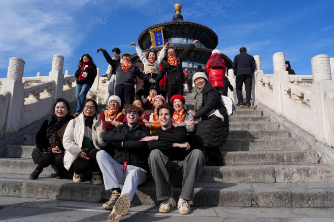 Xinhua Headlines: In China, a quiet sense of safety shapes visitors' travel experience