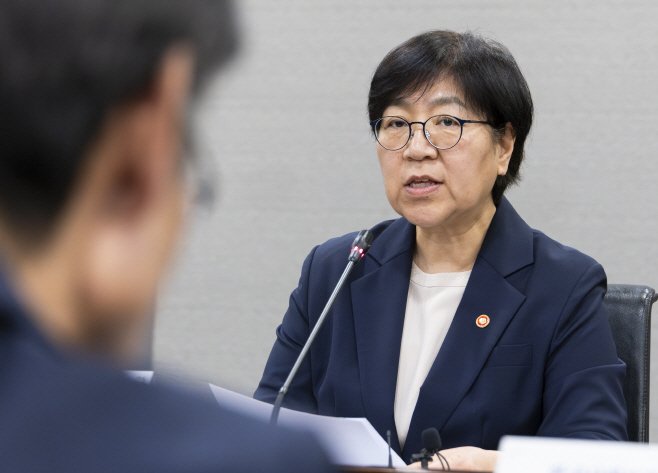 20260513-01 정은경 장관, 2026년도 제1차 고독사 예방 협의회(서울스퀘어)-8