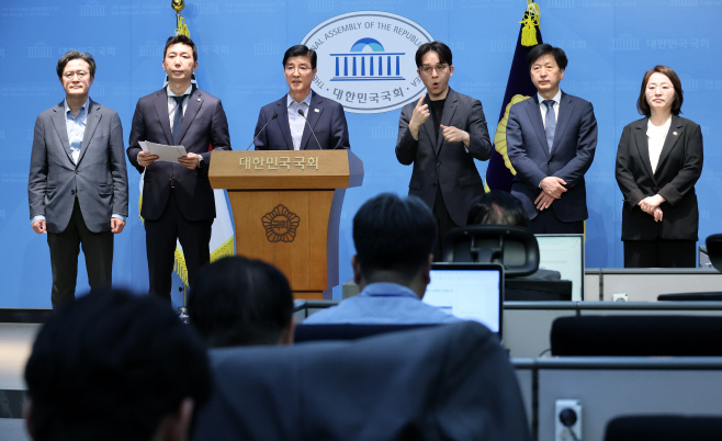정원오 캠프, 폭행 사건 관련 오세훈 캠프 공세 ...<YONHAP NO-5640>
