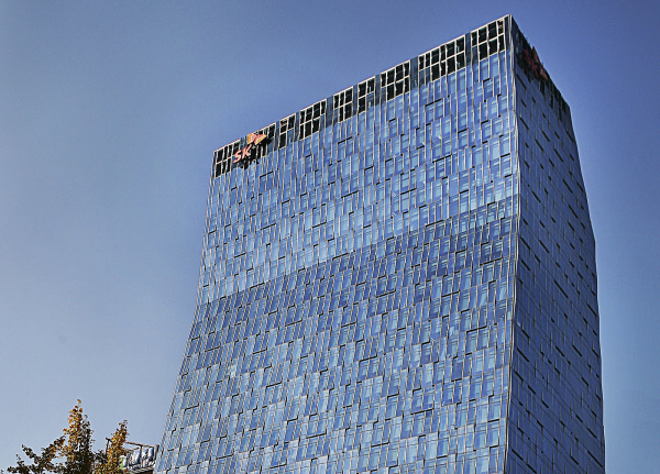 news_1059358_1763529484_m