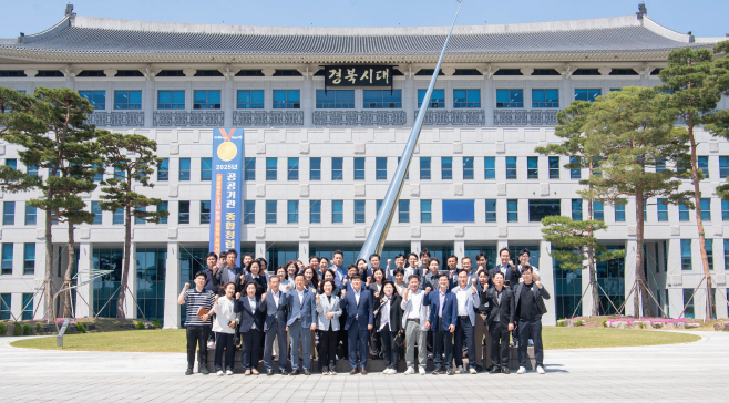 구미시 간부 공무원 경북도청 총출동…100명 발로 뛴 '구미DAY' 눈길
