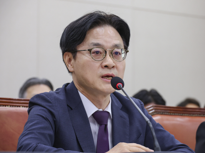 삼성전자 파업 관련 입장 말하는 김정관 산업통...<YONHAP NO-3951>